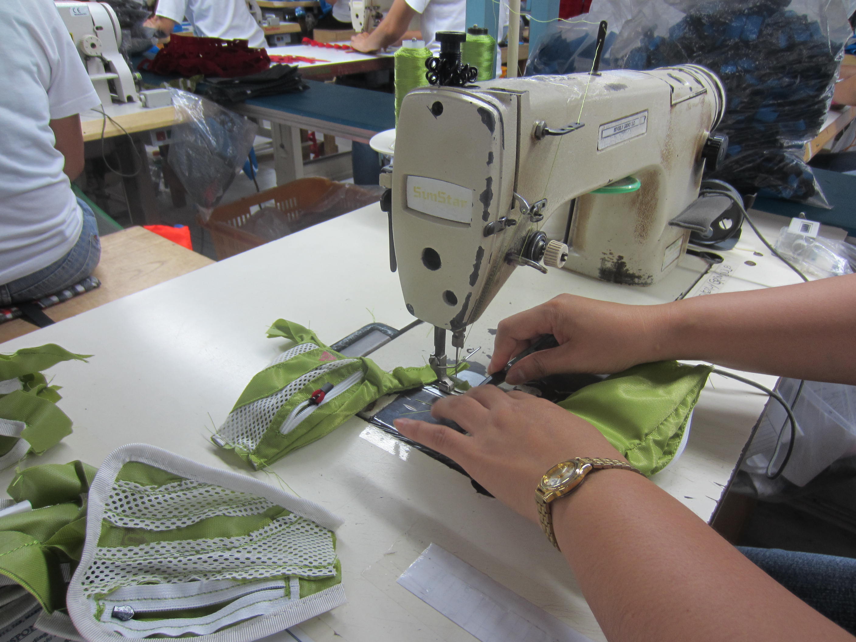 The Ultimate Direction Buzz Sewing Machine